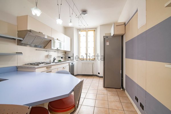 appartamento in vendita a Pavia in zona Centro Città