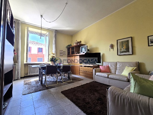 appartamento in vendita a Pavia in zona San Pietro