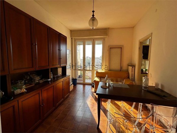 appartamento in vendita a Pavia in zona Centro Città