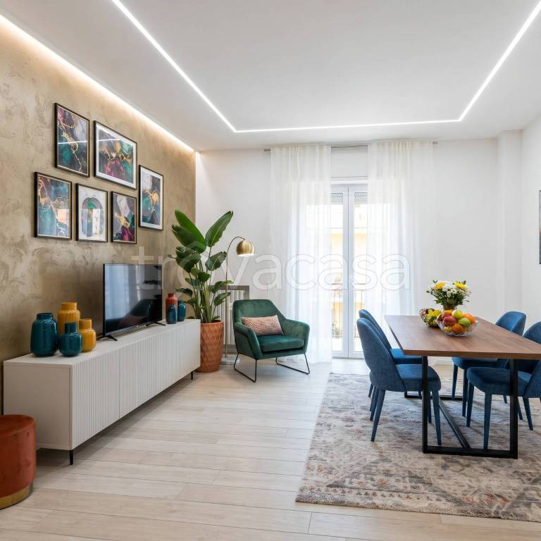 appartamento in vendita a Pavia in zona Centro Città