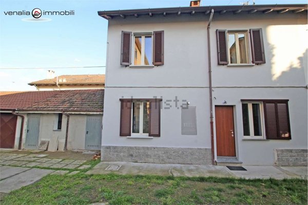 casa semindipendente in vendita a Pavia in zona San Pietro
