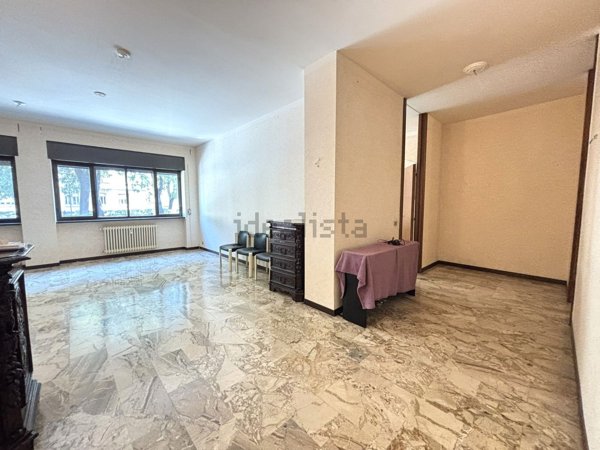 appartamento in vendita a Pavia in zona Centro Città