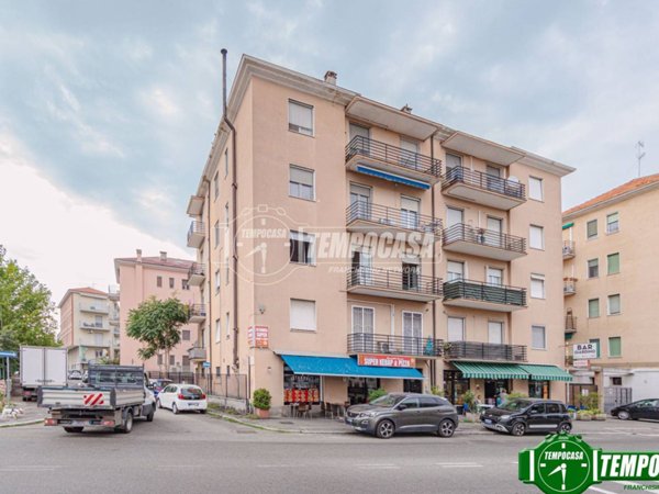 appartamento in vendita a Pavia in zona Torretta