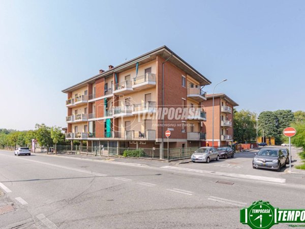appartamento in vendita a Pavia in zona Vallone