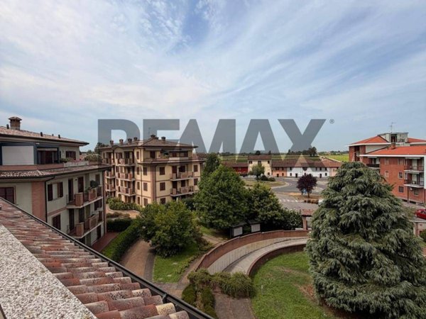 appartamento in vendita a Pavia in zona Mirabello