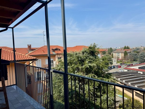 appartamento in vendita a Pavia in zona Policlinico