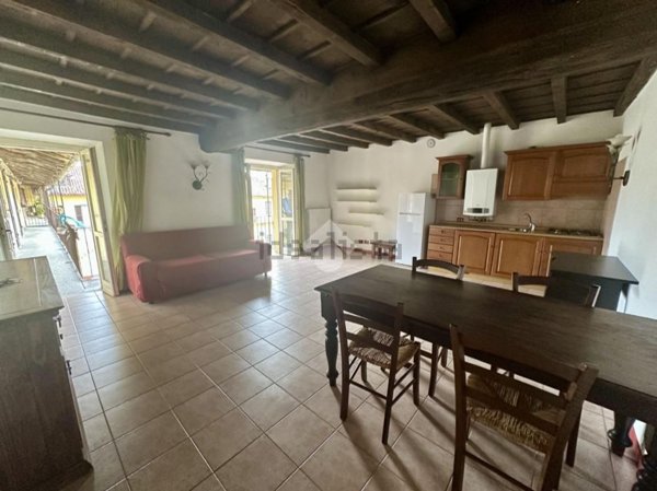 appartamento in vendita a Pavia in zona Città Giardino