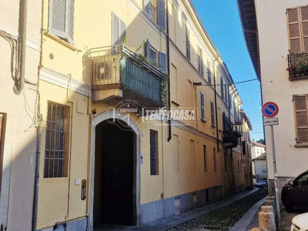 appartamento in vendita a Pavia in zona Centro Città
