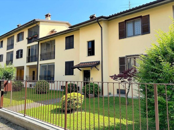 appartamento in vendita a Pavia in zona Campo Coni