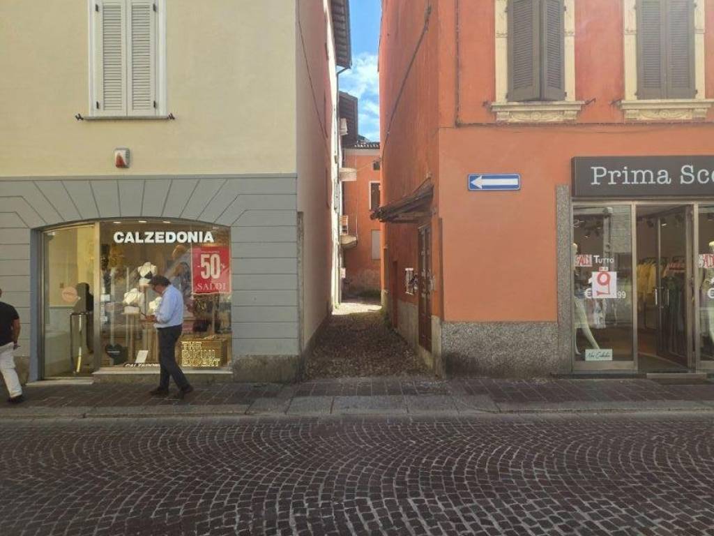 appartamento in vendita a Pavia in zona Centro Città