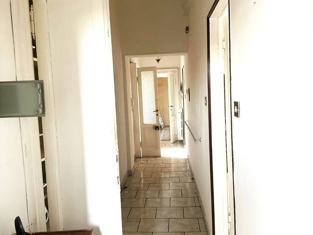 appartamento in vendita a Pavia in zona Centro Città