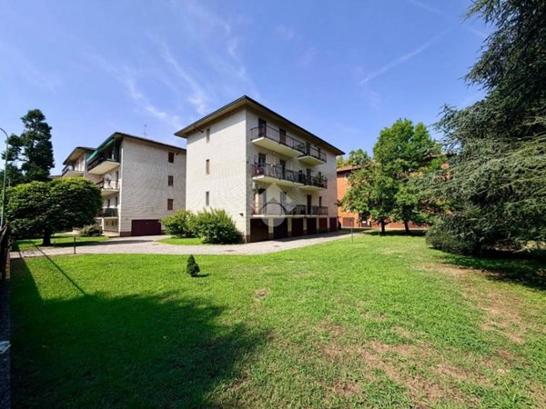 appartamento in vendita a Pavia in zona Città Giardino