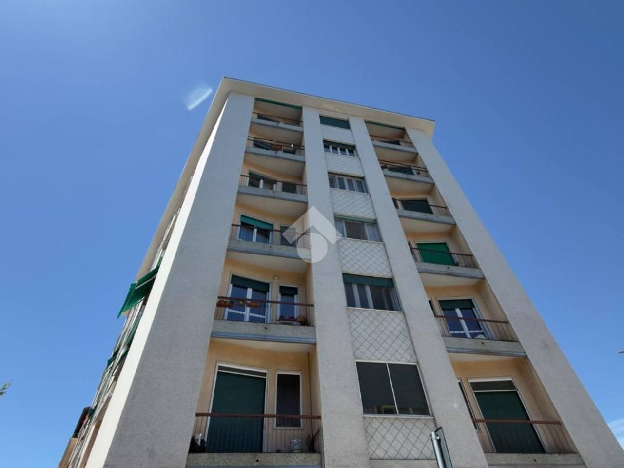appartamento in vendita a Pavia in zona Stazione
