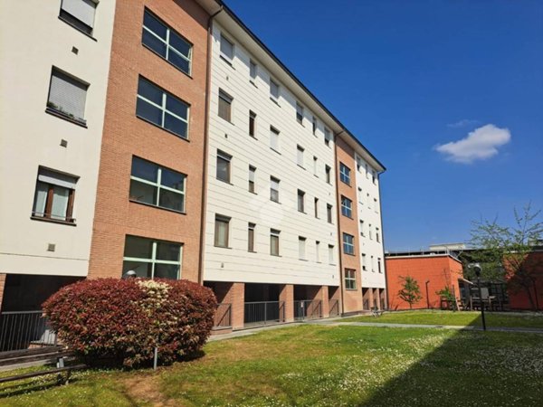 appartamento in vendita a Pavia in zona Campari