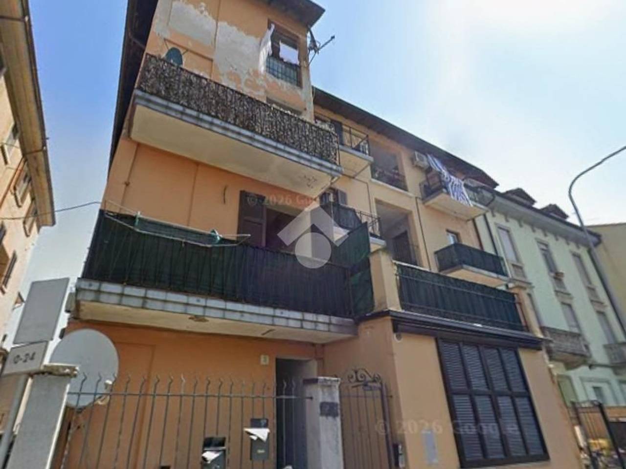 appartamento in vendita a Pavia in zona Stazione