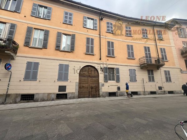 appartamento in vendita a Pavia in zona Centro Città