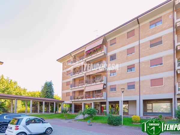 appartamento in vendita a Pavia in zona Viale Lodi