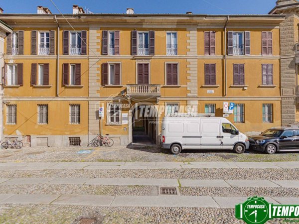 appartamento in vendita a Pavia in zona Centro Città