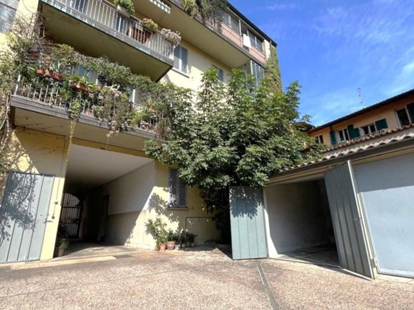 appartamento in vendita a Pavia in zona Centro Città