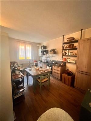 appartamento in vendita a Pavia in zona Centro Città