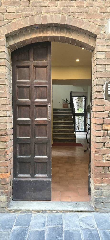 appartamento in vendita a Pavia in zona Centro Città