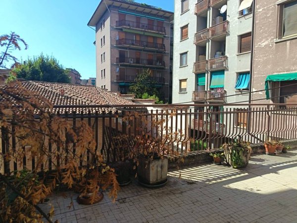 appartamento in vendita a Pavia in zona Centro Città
