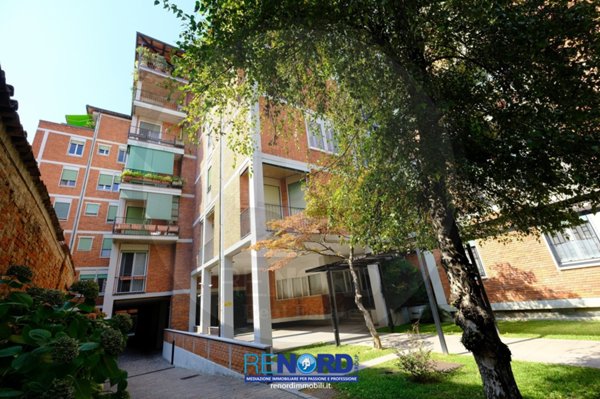appartamento in vendita a Pavia in zona Centro Città