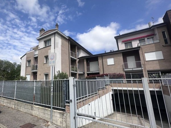 appartamento in vendita a Pavia in zona Chiozzo