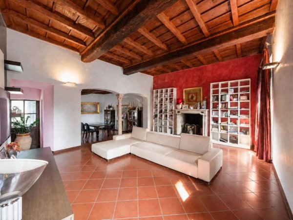 appartamento in vendita a Pavia in zona Centro Città