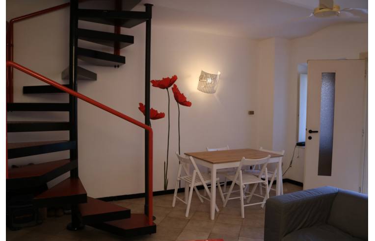 casa indipendente in vendita a Pavia in zona San Pietro