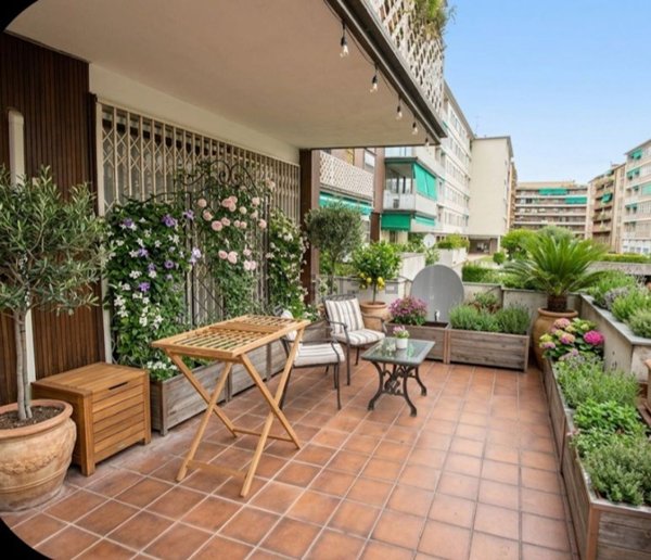 appartamento in vendita a Pavia in zona Viale Della Libertà