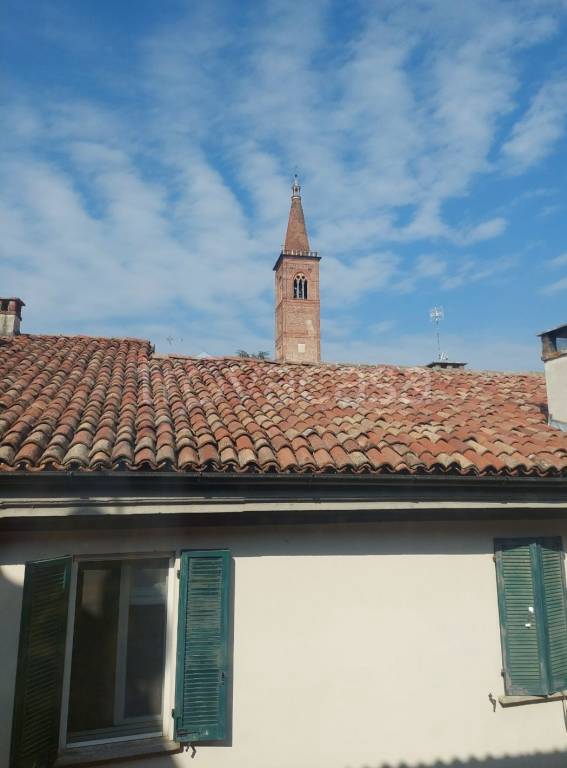 appartamento in vendita a Pavia in zona Centro Città