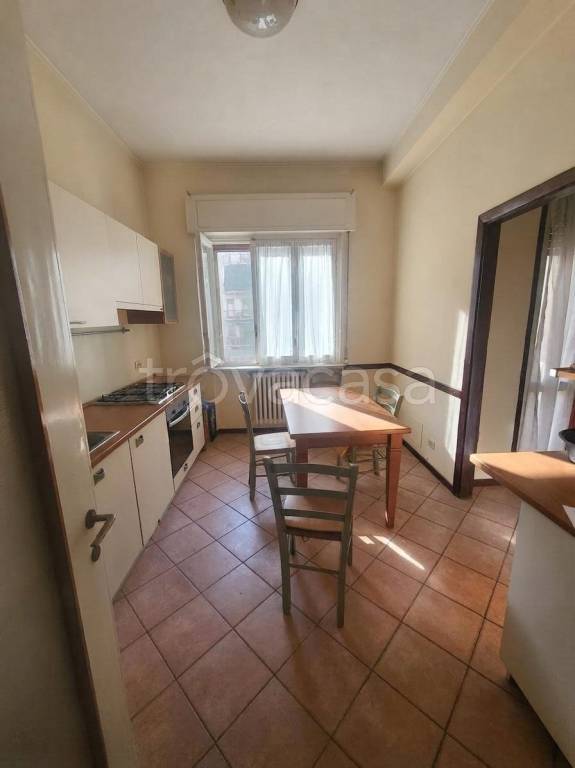 appartamento in vendita a Pavia in zona Stazione