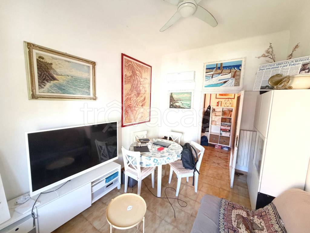 appartamento in vendita a Pavia in zona Centro Città