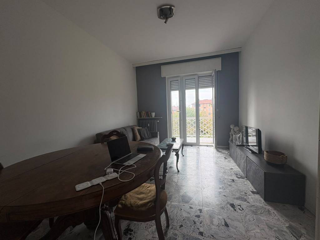 appartamento in vendita a Pavia in zona San Pietro