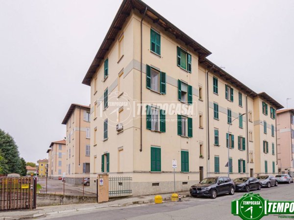 appartamento in vendita a Pavia in zona San Pietro