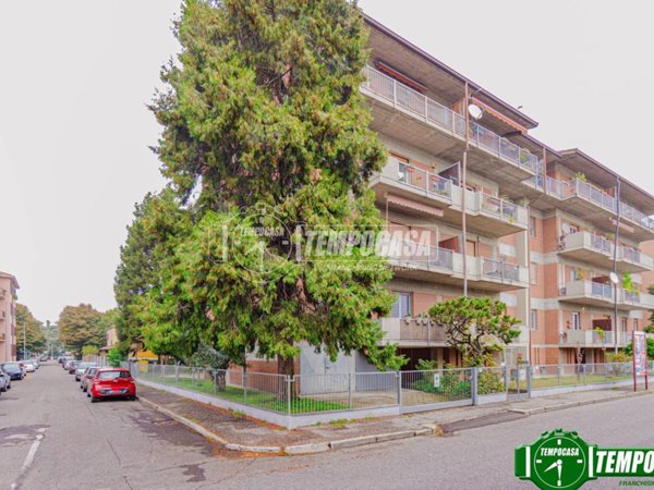 appartamento in vendita a Pavia in zona Viale Gorizia