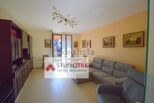appartamento in vendita a Pavia in zona Borgo Ticino