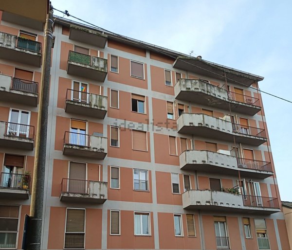 appartamento in vendita a Pavia in zona San Pietro