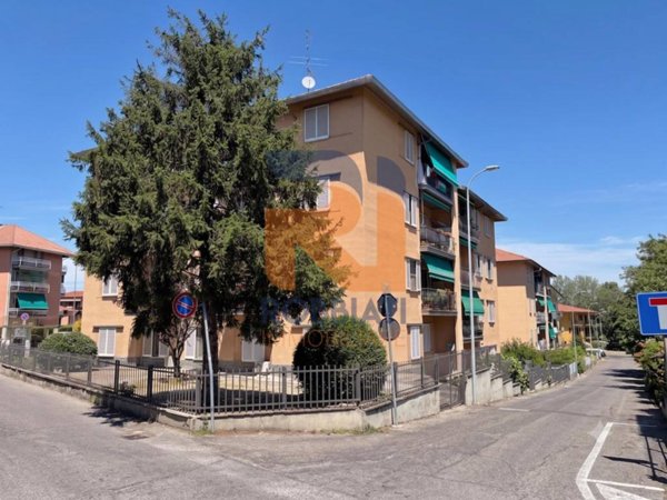 appartamento in vendita a Pavia in zona Campari