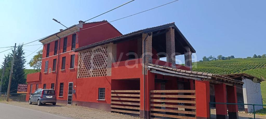 casa indipendente in vendita a Pietra de' Giorgi