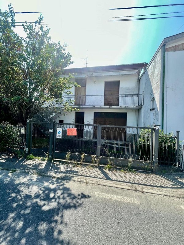 casa semindipendente in vendita a Pietra de' Giorgi