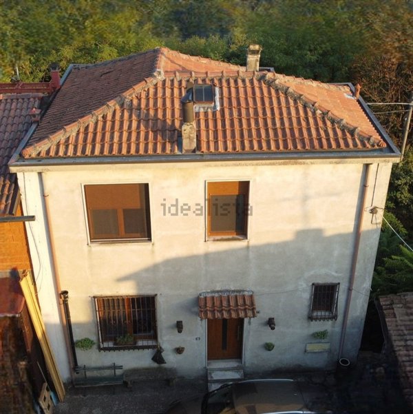 casa semindipendente in vendita a Pietra de' Giorgi
