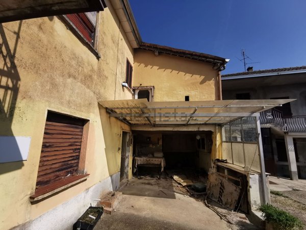 casa semindipendente in vendita a Pietra de' Giorgi in zona Boffalora