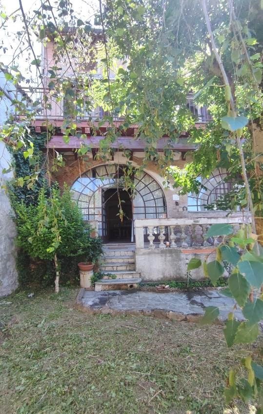 casa indipendente in vendita a Pietra de' Giorgi in zona Boffalora