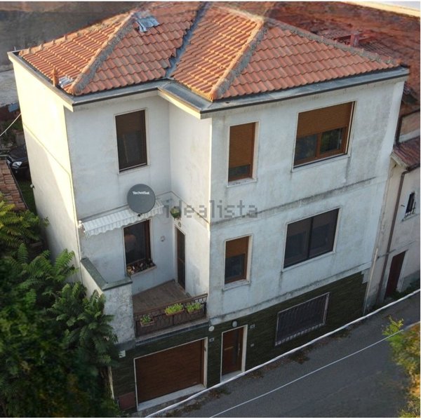 casa indipendente in vendita a Pietra de' Giorgi in zona Boffalora