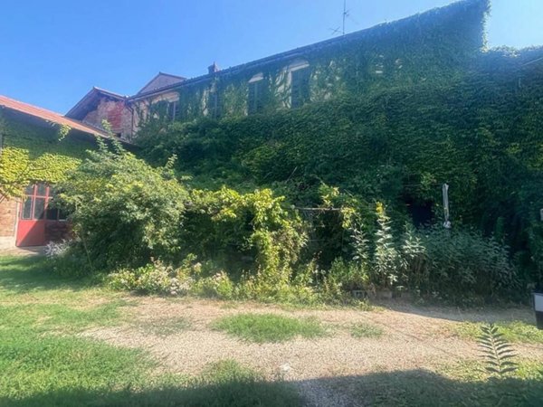 casale in vendita a Pietra de' Giorgi in zona Boffalora