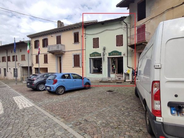 casa indipendente in vendita a Lessolo