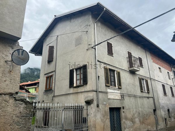 casa semindipendente in vendita a Lessolo