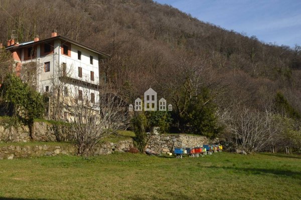 casa semindipendente in vendita a Lessolo